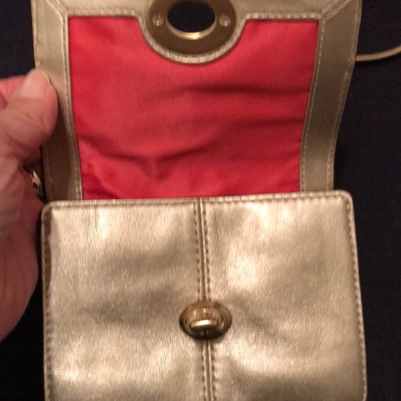 Gold Coach crossbody small bag - Picture 4 of 8